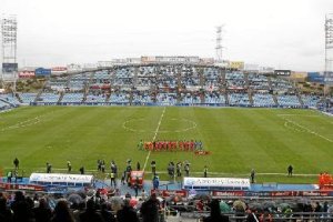 El Getafe sigue su particular lucha contra las butacas vacías.e