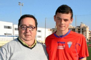Jose Juan Rubí con el ya jugador del Barça, Antonio Jesús.e;cli