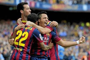 Alexis celebra su gol.o,469px);}</sty