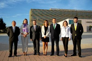 Miembros de Universitas Legis en el campus de la UAL.e;clip:rec