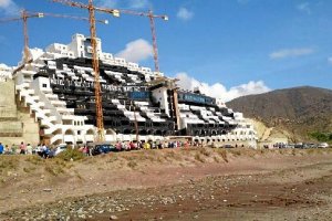 Así ha quedado hoy la fachada del hotelx,auto,a