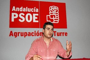 El secretario general del PSOE de Turre, Pedro González.e;clip: