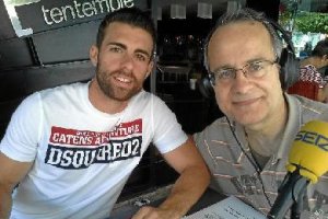 Disfrutó con Tony Fernándezo,469px);}