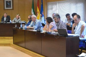 Bancada de la oposición, en el pleno.
