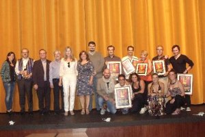 Autoridades y premiados en el certamen.x,auto,a