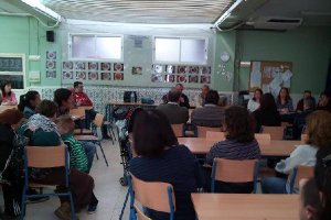 Asamblea del AMPA de Santa Isabel para tratar el tema del comedor, el pasado marzo.tyle>.a