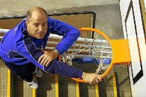 Javier Imbroda apuesta por el deporte más saludable.e;clip:rect