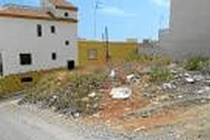 Solar abandonado en la capitalo,469px