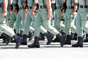 Legionarios durante un desfileo,469px