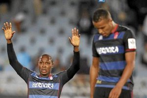 Punto insuficientes para el Granada que sigue en la pelea.e;cli