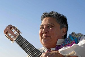 La profesora de guitarra ya jubilada ha inspirado el certamen. 