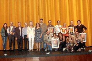 Autoridades y premiados en la clausura celebrada este fin de semana. tyle>.apqj{position:a