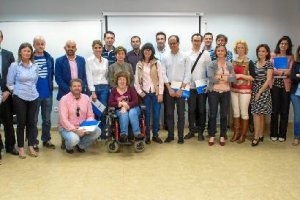 Foto en familia tras la segunda reunión de trabajo para la creación de la Red de Pueblos de Turismo 