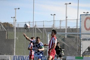 Imagen del partido de la pasada temporada en Arroyo de la Luze;