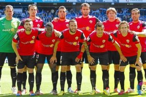 El once del Almería Bo,469px);}</styl