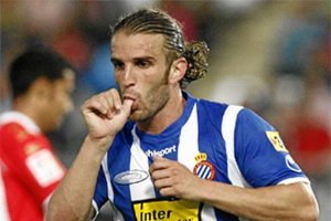 Inván Alonso se chupaba el dedo con sus goles pero los aficionados del Almería no son tontos.</title