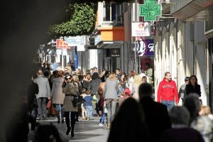 Cerca de 40.000 almerienses viven en un país extranjero.e;clip: