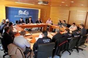 Reunión de la Junta Local de Seguridad para preparar el dispositivo de San Marcos.tyle>.ap