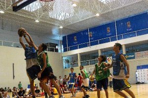 Partido de baloncestoo,469px);}</styl