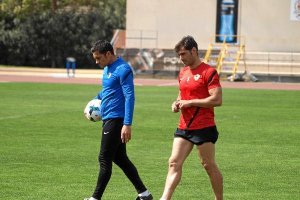 Francisco y Trujilloo,469px);}</style