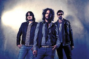 Cables Cruzados son Juan Luis Pérez, Iván Navas y Manuel Carmona. (Foto: Carlos Barba)</title>