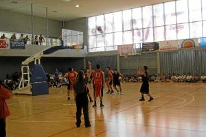 Partido de baloncestoo,469px);}</styl