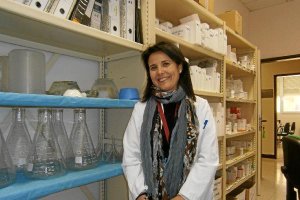 M. José Gimeno,  presidenta de la Comisión de Docencia y jefa de Estudios.tyle>.apqj{posit