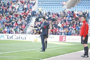 Emery en plena sesión de banquillo en el Mediterráneo.e;clip:re