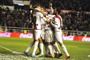Los futbolistas del Rayo celebran el 1-0.x,auto