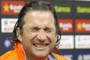 Juan Antonio Pizzi reconoce que el equipo no está bien.e;clip:r