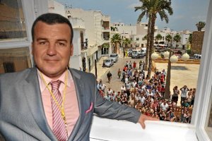 Salvador Hernández, alcaldeo,469px);}