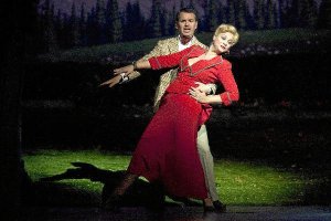 Loreto Valverde interpreta a la Baronesa, la ‘mala’ del musical. tyle>.apqj{position:absol