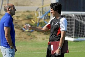 Mochi quiere premiar el trabajo de Emery con la renovación.e;cl