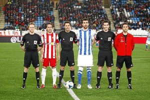 Empezaron los dos equipos siendo de Primera pero por arbitraje no lo fueron.tyle>.apqj{pos