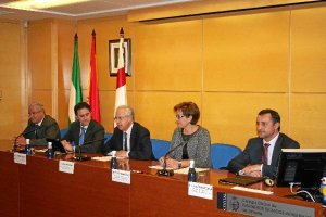 José Antonio Galdón ofreció una charla a los ingenieros técnicos industriales.tyle>.apqj{p