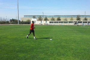 Azeez solo ha hecho carrera continuao