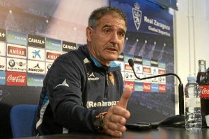 Paco Herrera no ha podico completar su ciclo en el Real Zaragoza.tyle>.apqj{position:absol