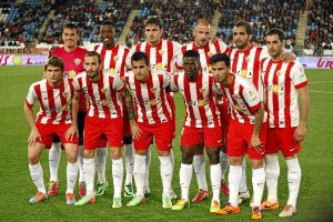 Este equipo se puede mantener en Primera si va al límite en cada partido.tyle>.apqj{positi