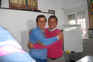 Ruiz Manuel con Franciscoo,469px);}</