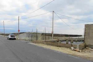 Balsa de la que fue rescatada la persona.x,auto