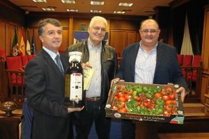 Aceite de oliva y tomate, una combinación perfecta para el desayuno. Aceite de Tabernas innova con s