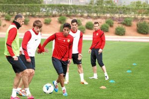 Hans Martínez junto a Dubarbier y Soriano.x,aut