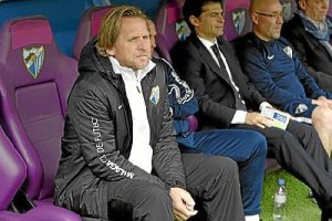 A Schuster le empieza a quemar el banquillo del Málaga.e;clip:r
