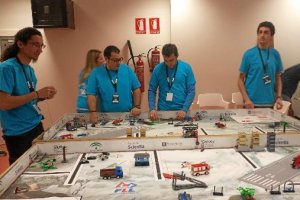 La competición se desarrolló en un gran ambiente, donde los jóvenes, además de presentar sus proyect