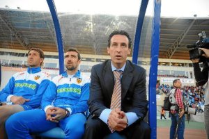 Unai Emery en una visita con el Valencia al Estadio Mediterráneo.tyle>.apqj{position:absol