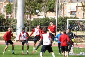 Imagen del partidillo final.o,469px);