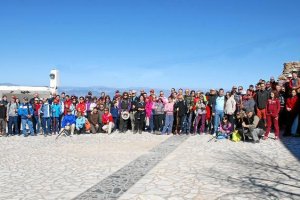 Los participantes en la ruta en el Cerro de Monteagud.e;clip:re