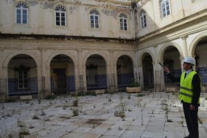 El vicepresidente de la Diputación, Javier A. García, visita el Hospital Provincial.tyle>.