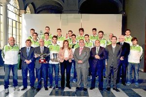 Los campeones de Unicajao,469px);}</s