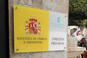 Sede de la Seguridad Social en Almeríax,auto,au